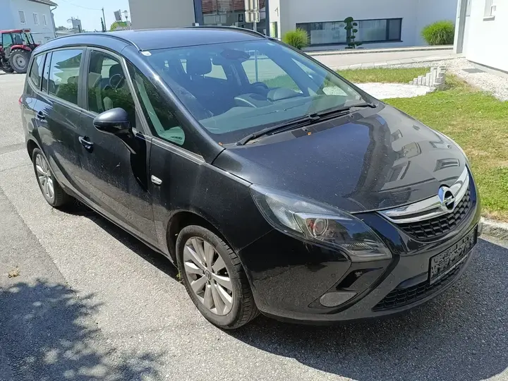 Opel Zafira Tourer