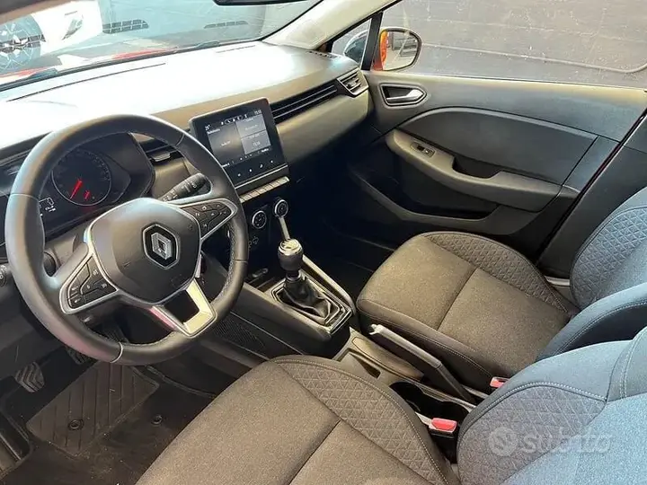 Renault Clio 2023 photo 5