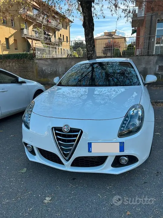 Alfa Romeo Giulietta 2015 photo 3