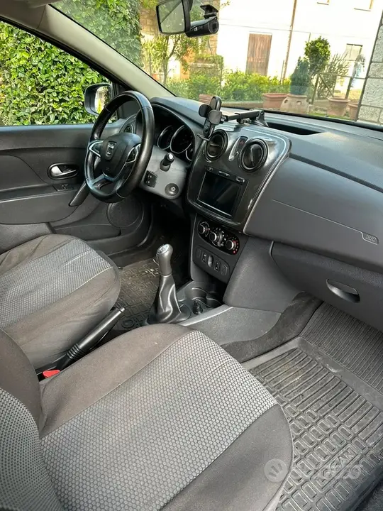 Dacia Logan 2023 photo 4