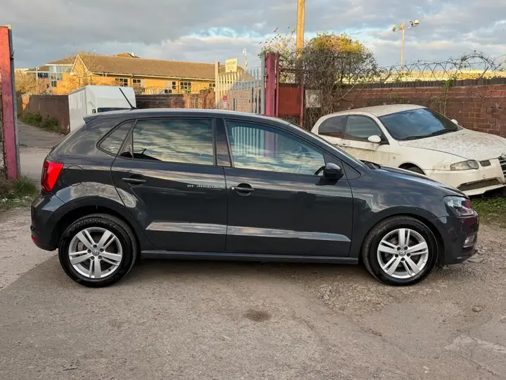 Volkswagen Polo 2017 photo 4
