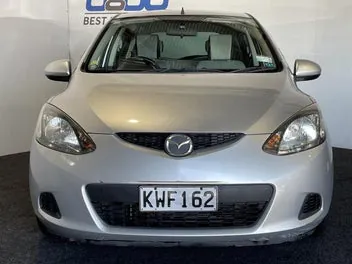 Mazda Demio 2007 photo 3
