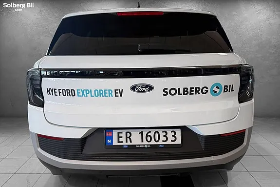 Ford Explorer 2026 photo 5