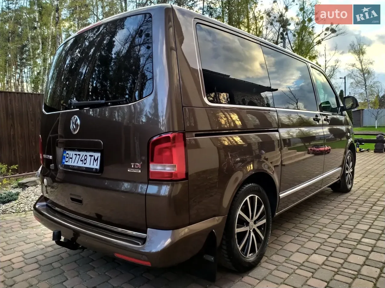 Volkswagen Multivan 2015 photo 5
