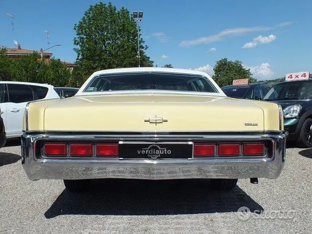 Lincoln Continental 1972 photo 5