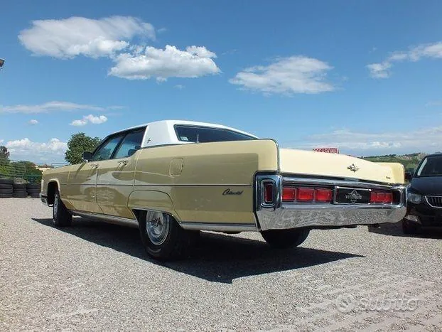 Lincoln Continental 1972 photo 4