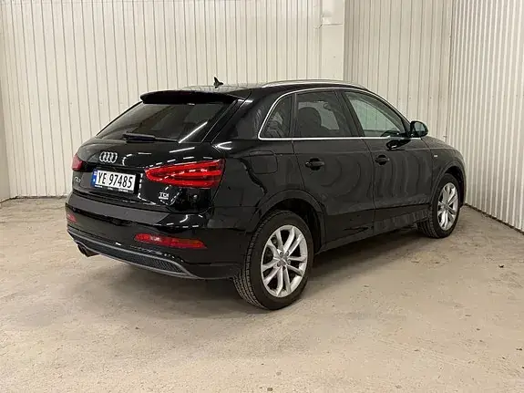 Audi Q3 2015 photo 4