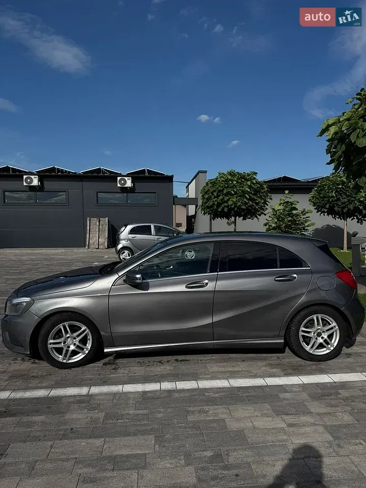 Mercedes-Benz A-Class 2013 photo 4