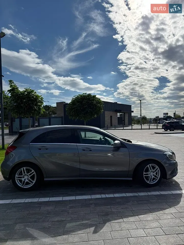 Mercedes-Benz A-Class 2013 photo 3