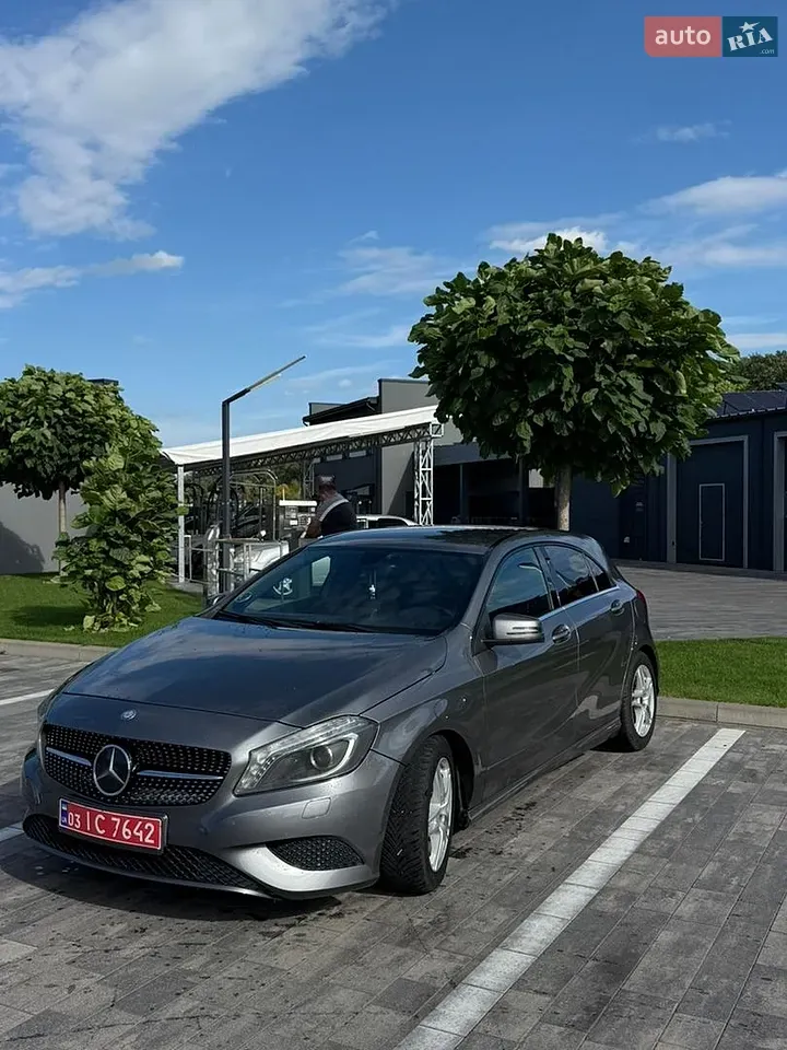 Mercedes-Benz A-Class 2013 photo 2