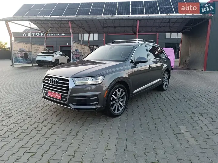 Audi Q7