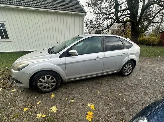 Ford Focus 2010 photo 4