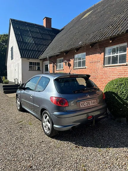 Peugeot 206 2006 photo 3