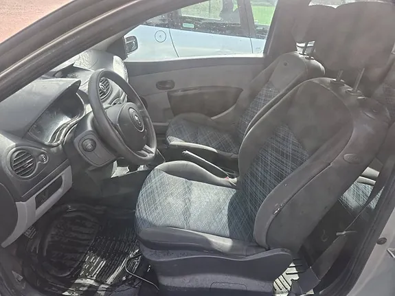Renault Clio 2006 photo 3
