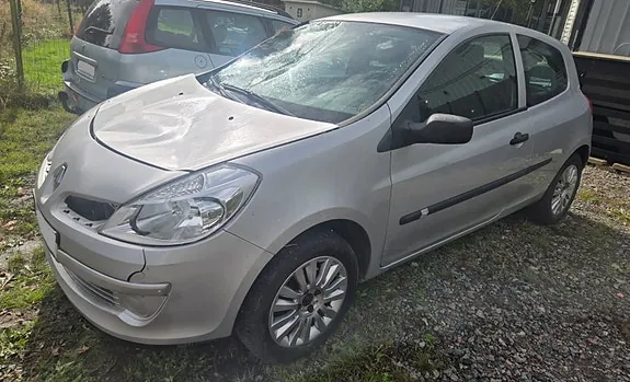 Renault Clio 2006 photo 5