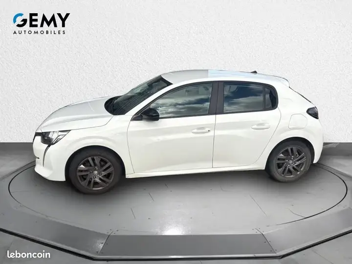 Peugeot 208 2022 photo 4