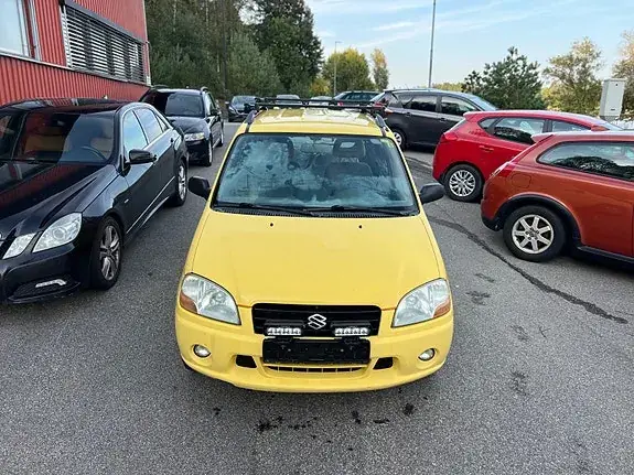 Suzuki Ignis 2000 photo 5