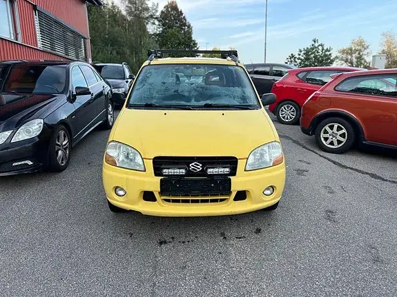 Suzuki Ignis 2000 photo 4