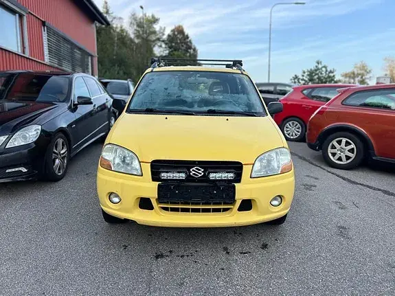 Suzuki Ignis 2000 photo 3