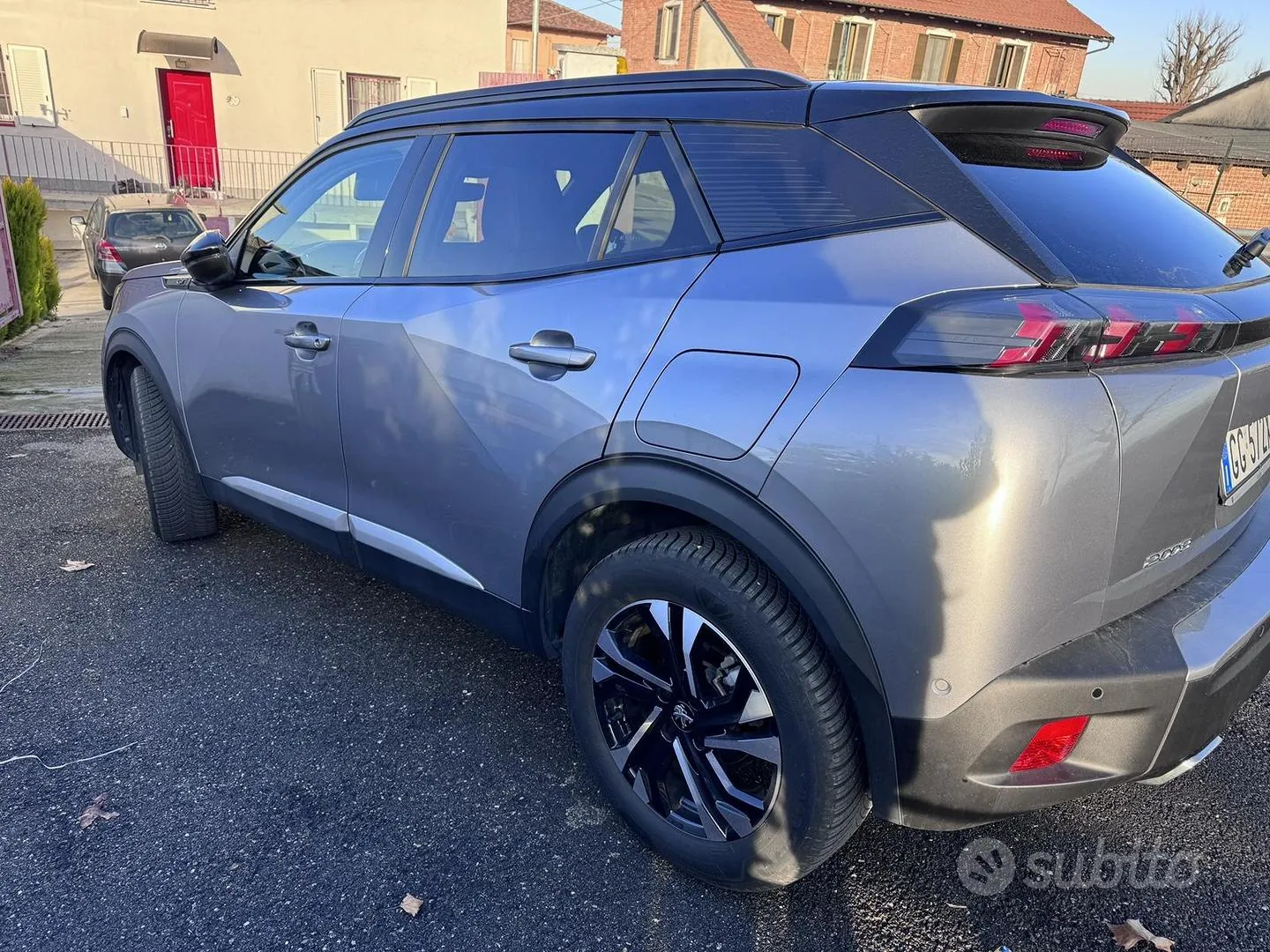 Peugeot 2008 2021 photo 4