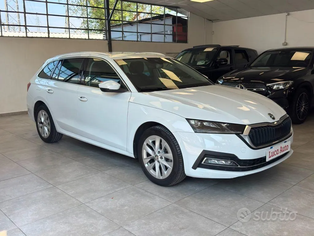 Skoda Octavia 2022 photo 3