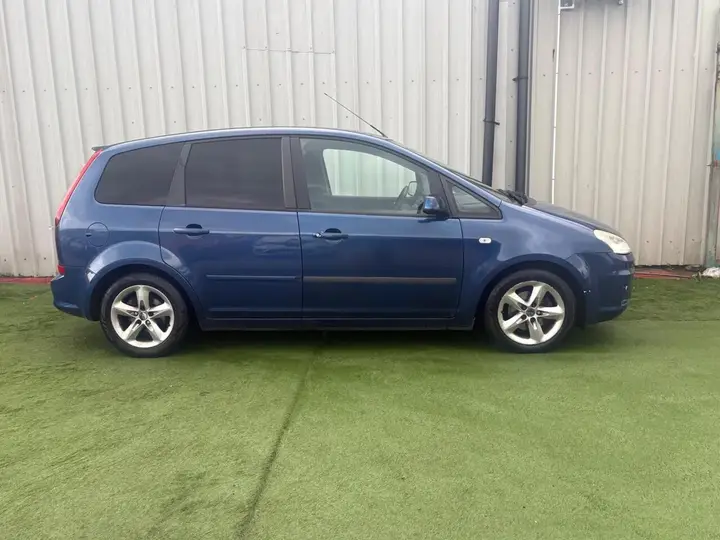 Ford C-Max 2010 photo 3