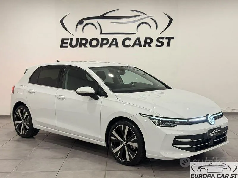 Volkswagen Golf 2025 photo 2