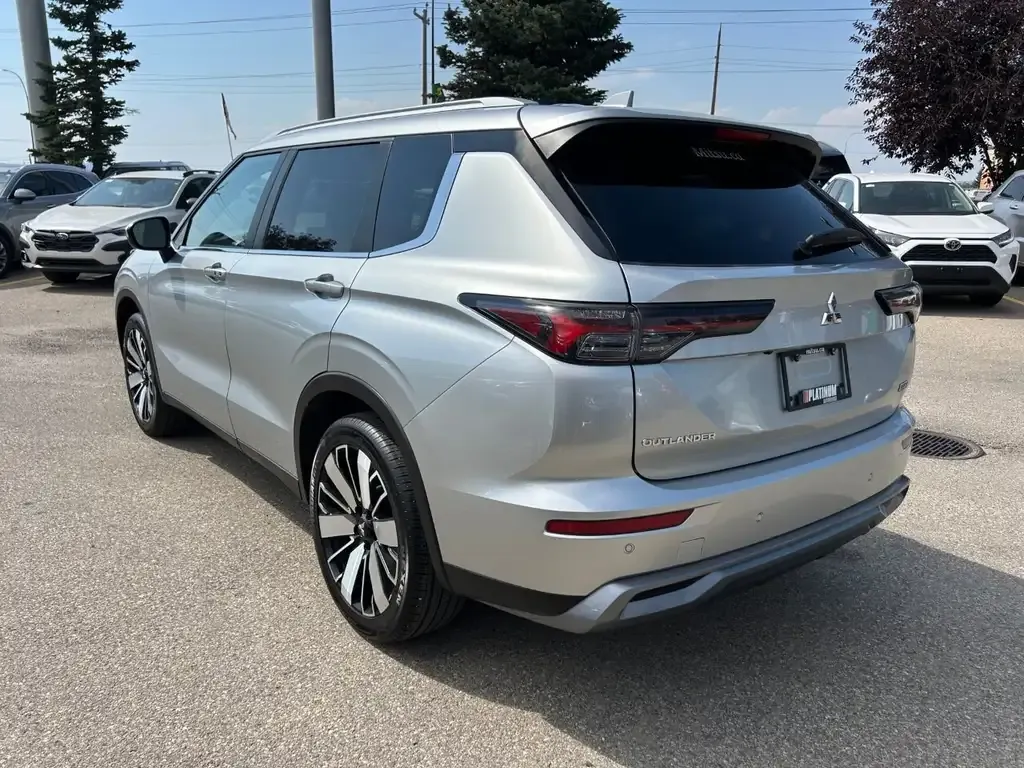 Mitsubishi Outlander 2025 photo 5