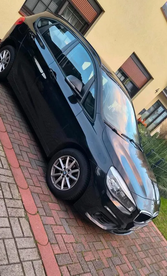 BMW 218I
