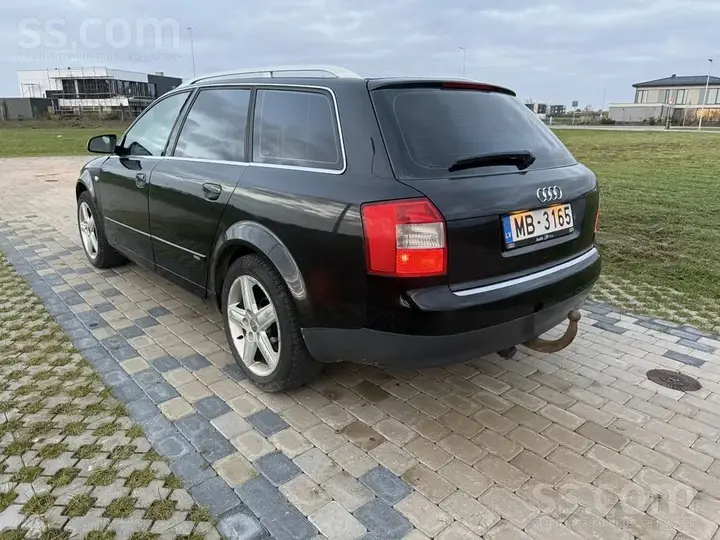 Audi A4 2002 photo 3