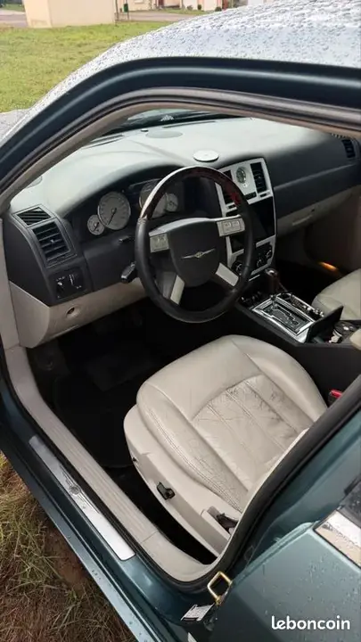 Chrysler 300C 2004 photo 3
