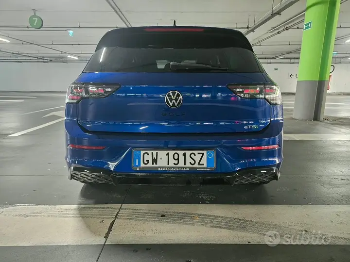 Volkswagen Golf 2024 photo 3