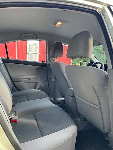 Mazda 3 2004 photo 4