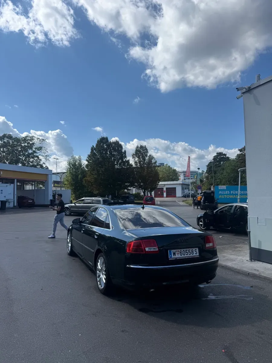 Audi A8 2007 photo 3