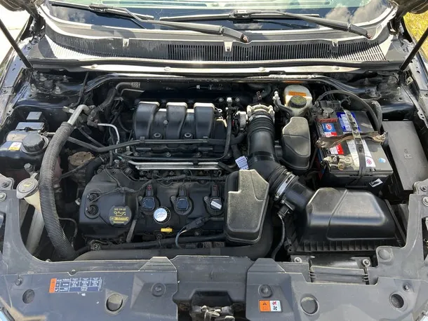 Ford Taurus 2013 photo 5