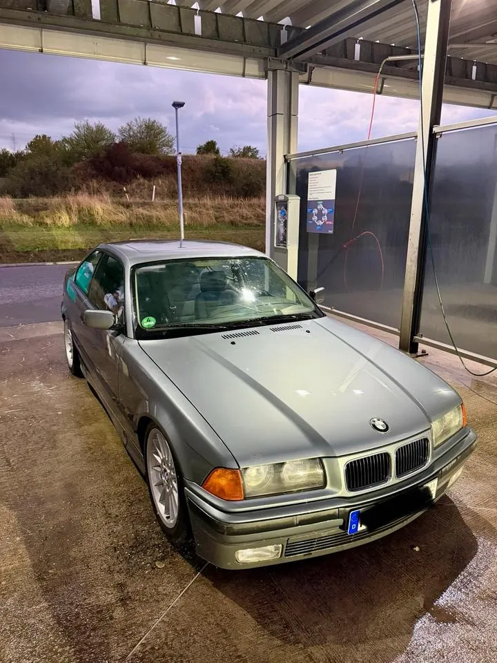BMW E36