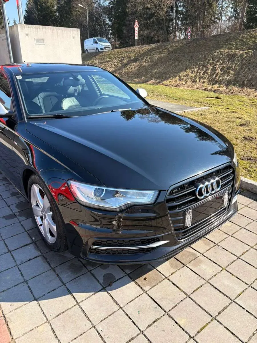 Audi A6 2011 photo 2
