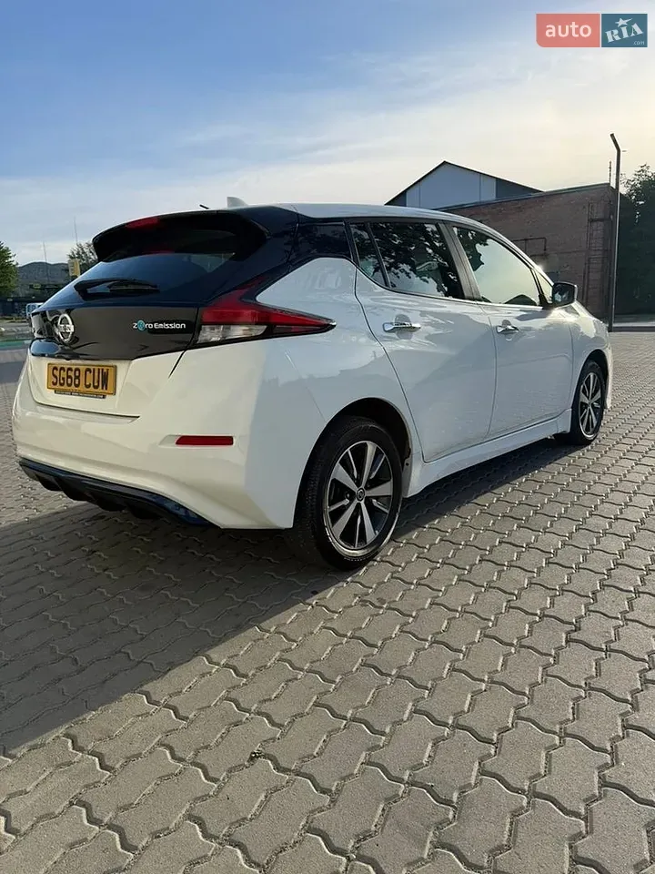 Nissan Leaf 2022 photo 5