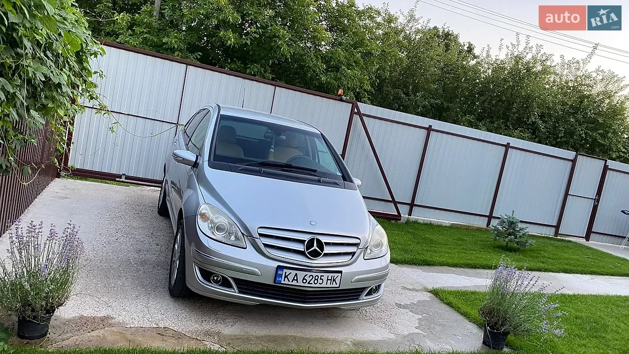 Mercedes-Benz B-Class 2008 photo 3