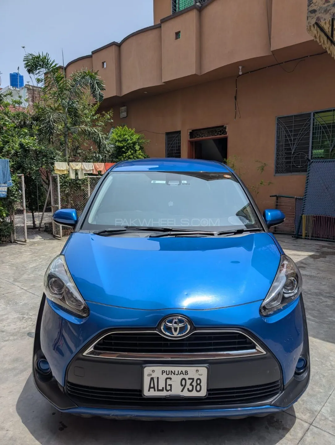 Toyota Sienta