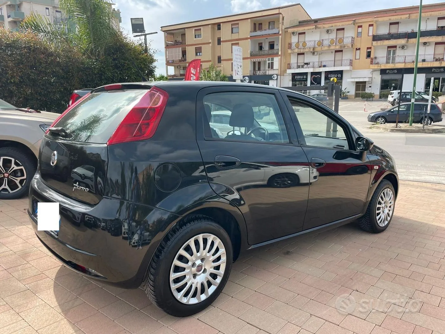 Fiat Grande Punto 2010 photo 5