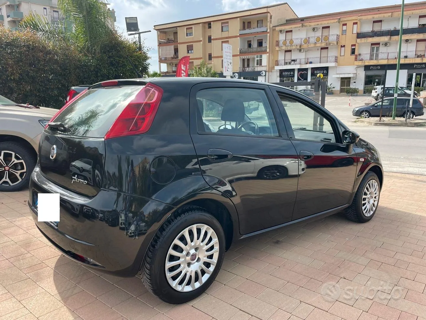 Fiat Grande Punto 2010 photo 4