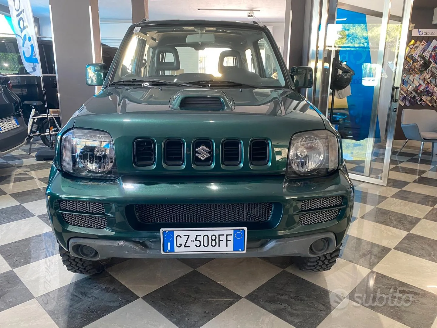 Suzuki Jimny 2008 photo 2