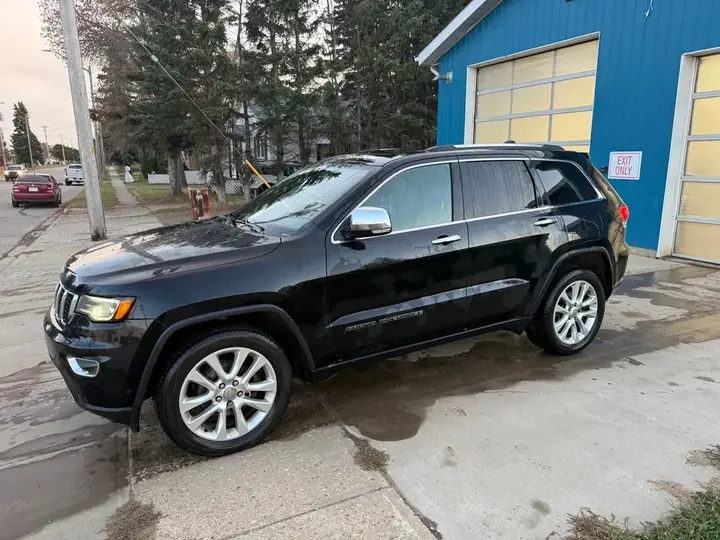 Jeep Grand Cherokee 2017 photo 2