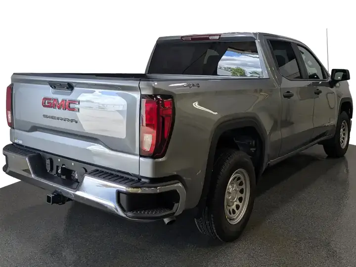 GMC Sierra 1500 2026 photo 3