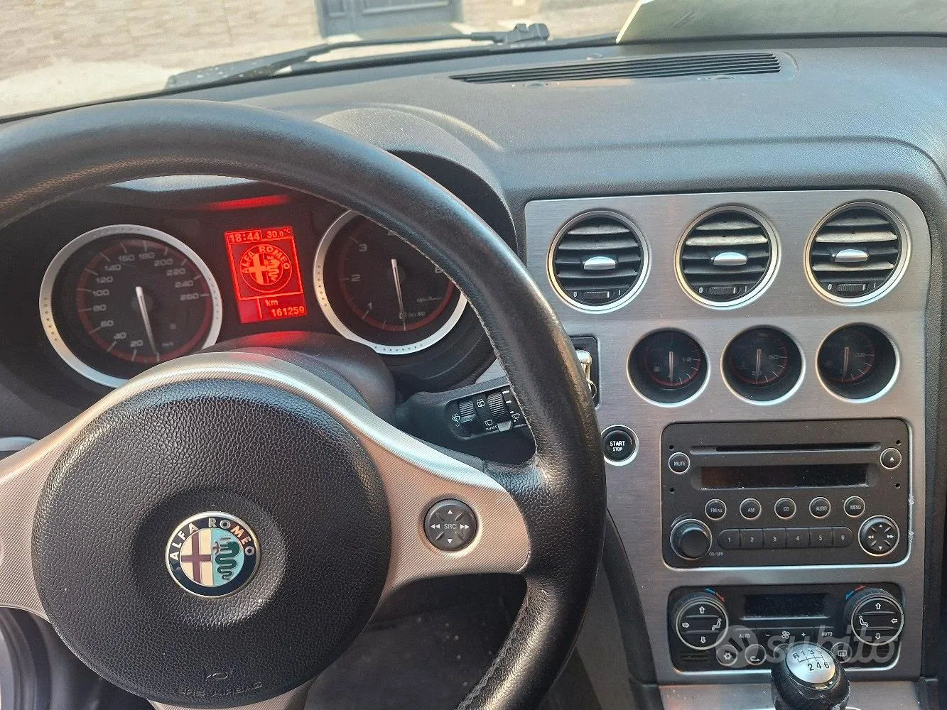Alfa Romeo 159 2009 photo 4