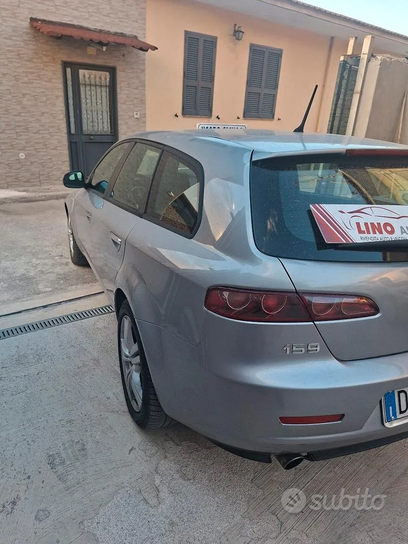 Alfa Romeo 159 2009 photo 5