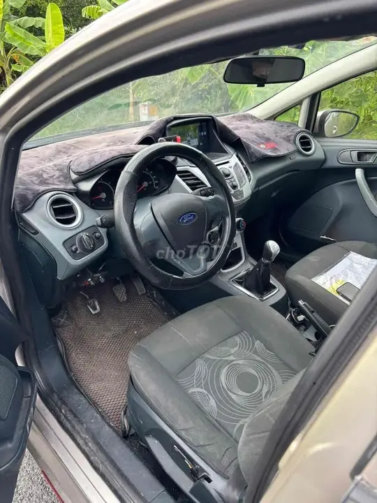Ford Fiesta 2011 photo 5
