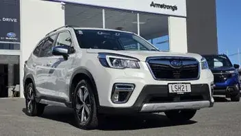 Subaru Forester 2018 photo 4