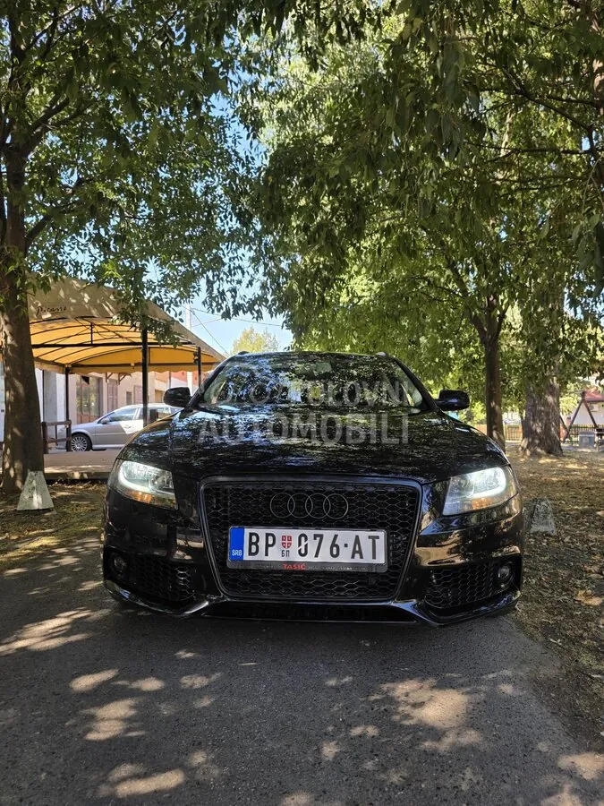 Audi A4 2011 photo 2